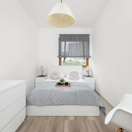 Apartament Nowoczesny & Klimatyzowany Z Parkingiem By Renters Kraków